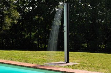 Chuveiro solar para piscina