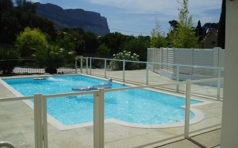 Barreira de proteção para piscinas