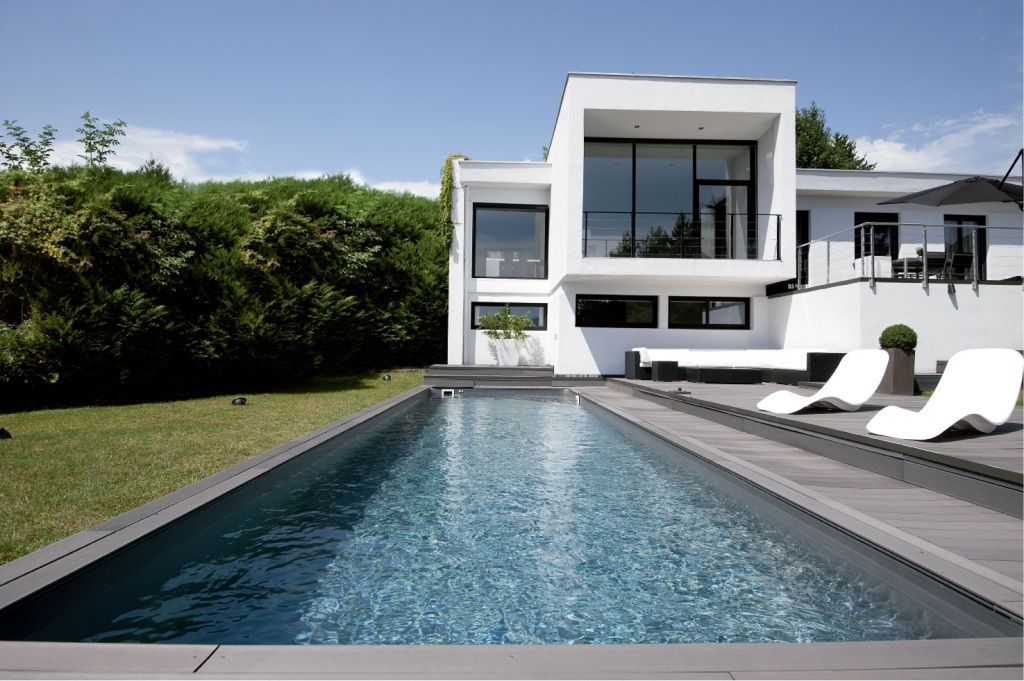 A piscina já nao e só considerada como luxo