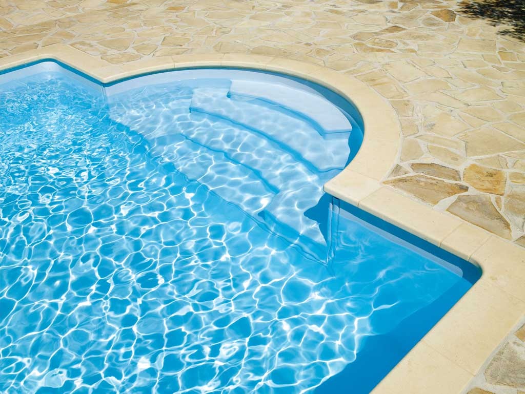 Escadas para piscinas